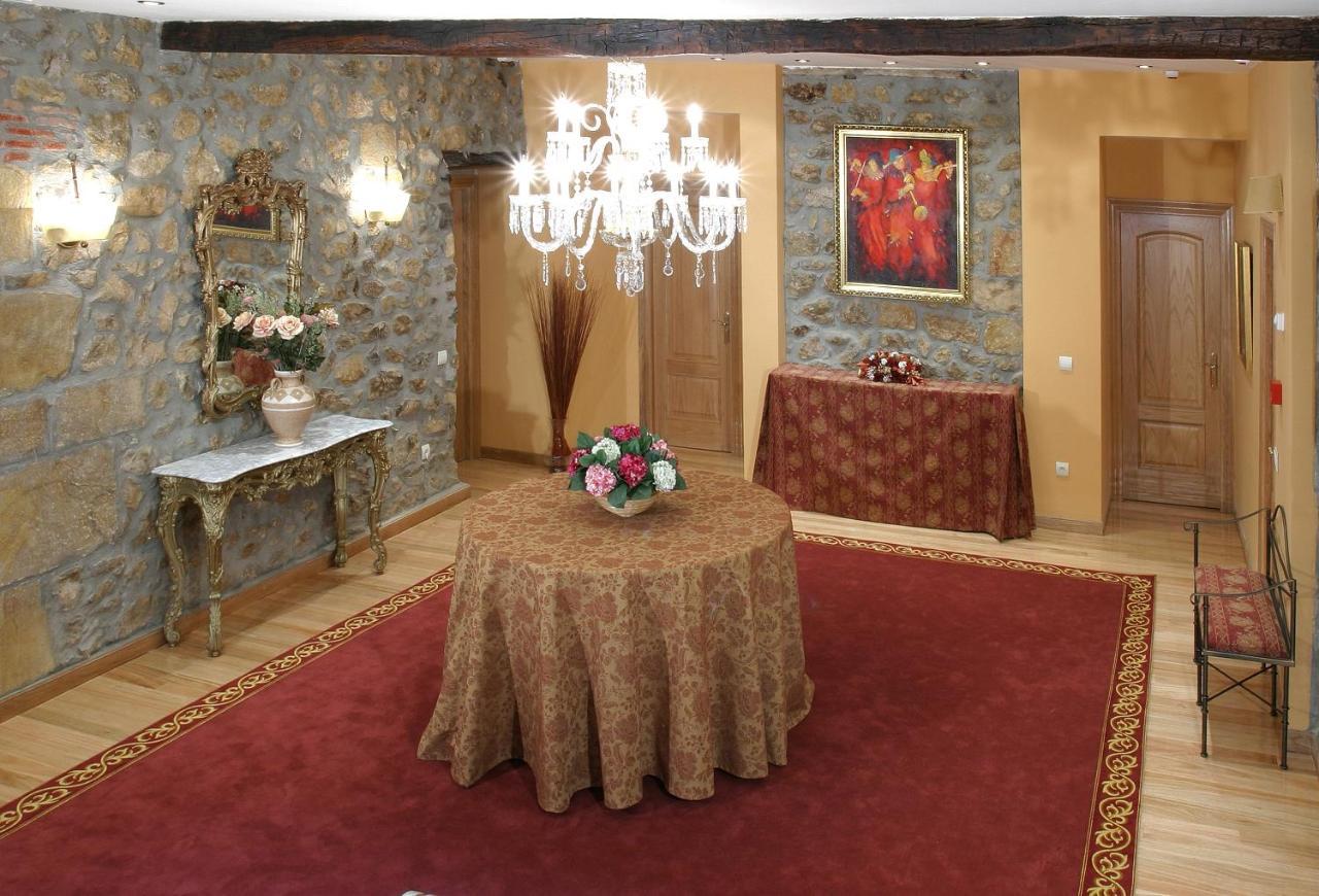Hotel Palacio Garcia Quijano Corrales De Buelna Екстериор снимка