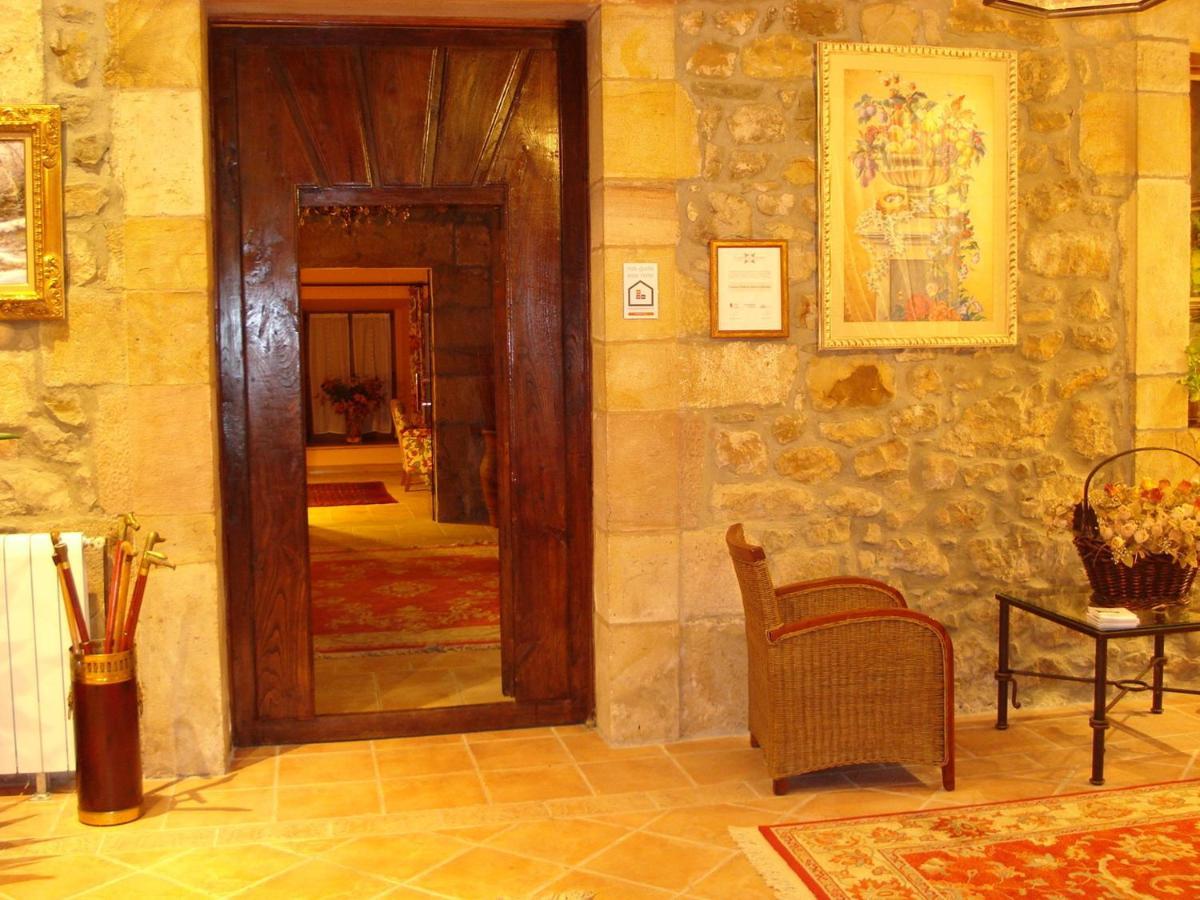 Hotel Palacio Garcia Quijano Corrales De Buelna Екстериор снимка