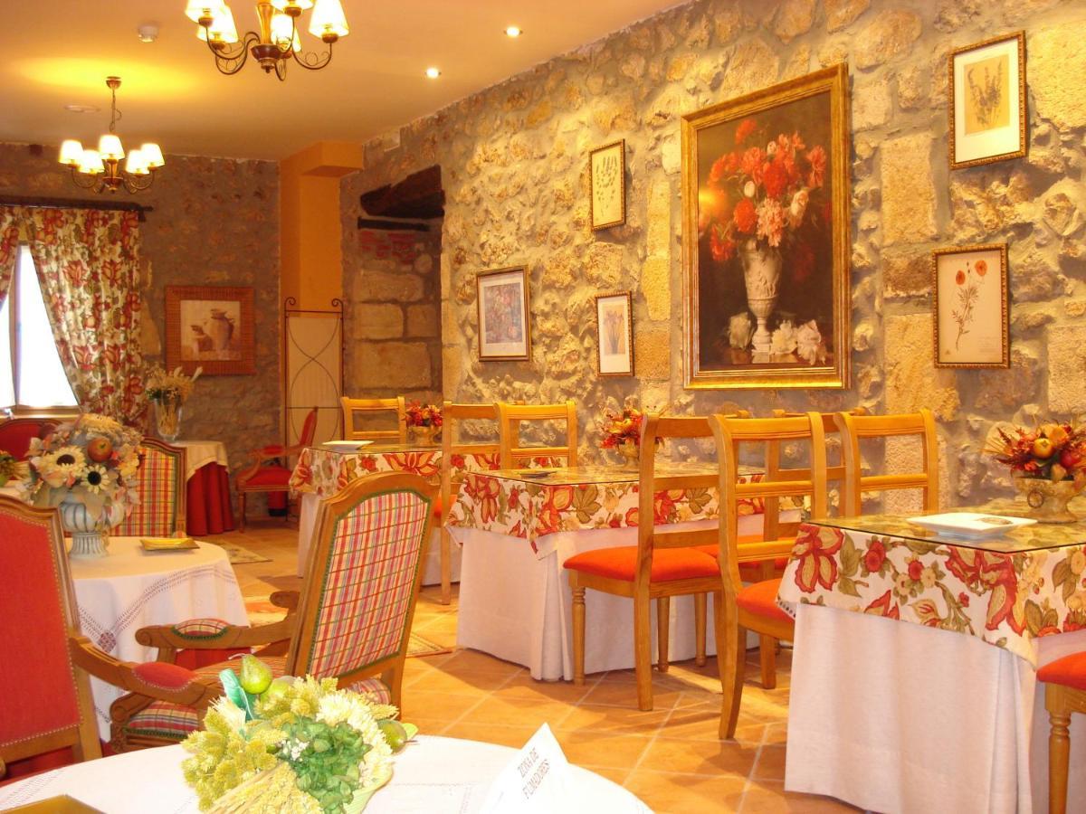 Hotel Palacio Garcia Quijano Corrales De Buelna Екстериор снимка