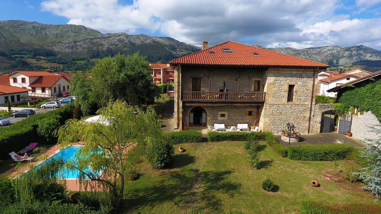 Hotel Palacio Garcia Quijano Corrales De Buelna Екстериор снимка