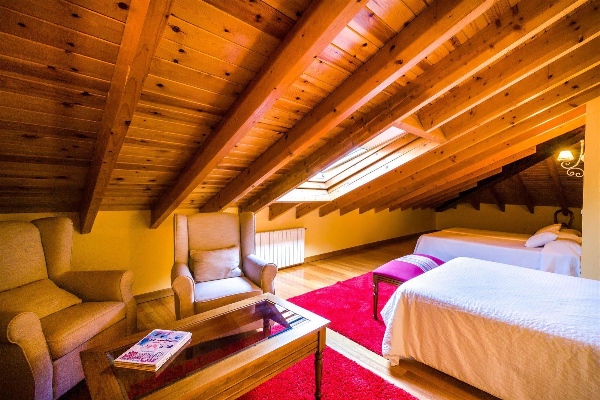 Hotel Palacio Garcia Quijano Corrales De Buelna Екстериор снимка