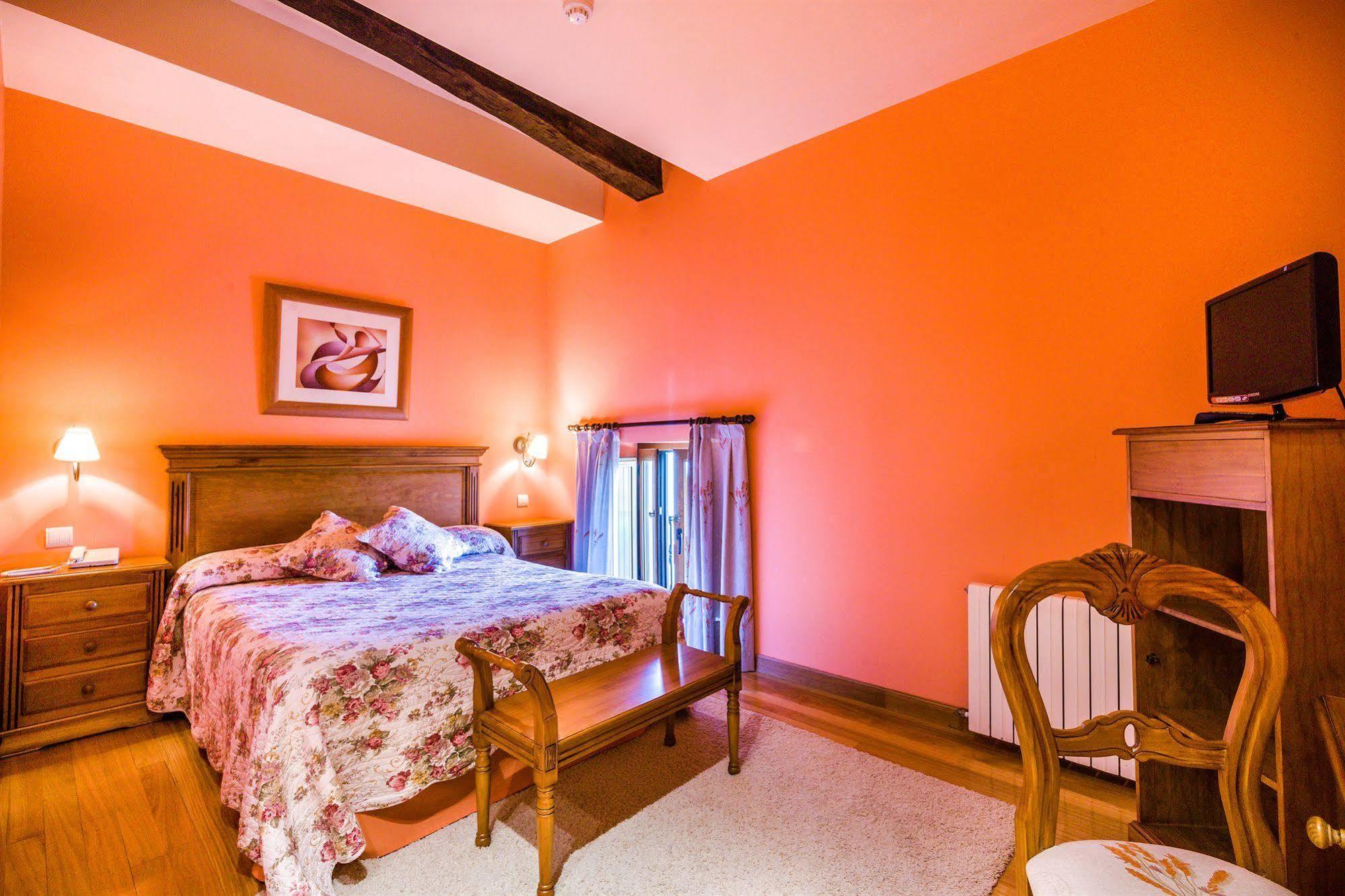 Hotel Palacio Garcia Quijano Corrales De Buelna Екстериор снимка