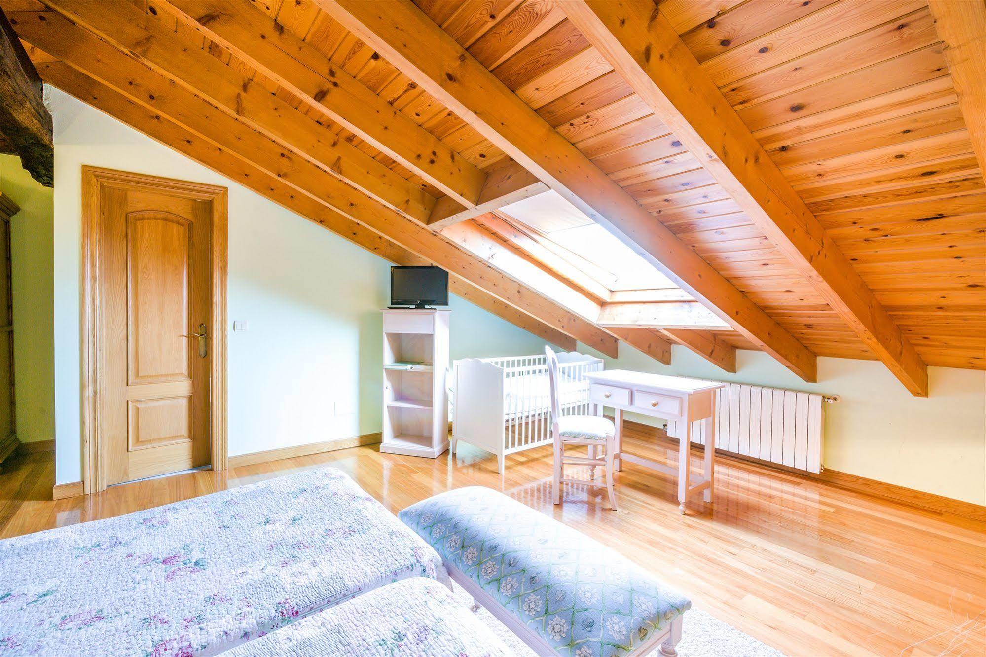 Hotel Palacio Garcia Quijano Corrales De Buelna Екстериор снимка